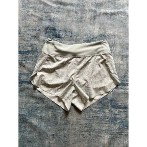Athleta Gray Printed Run With It 3.5" Inseam Athletic Shorts XS